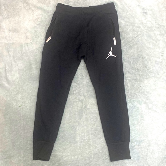 Nike Jordan black sweat pants size 10-12: 2 side zip up pockets, one back pocket - Picture 1 of 7